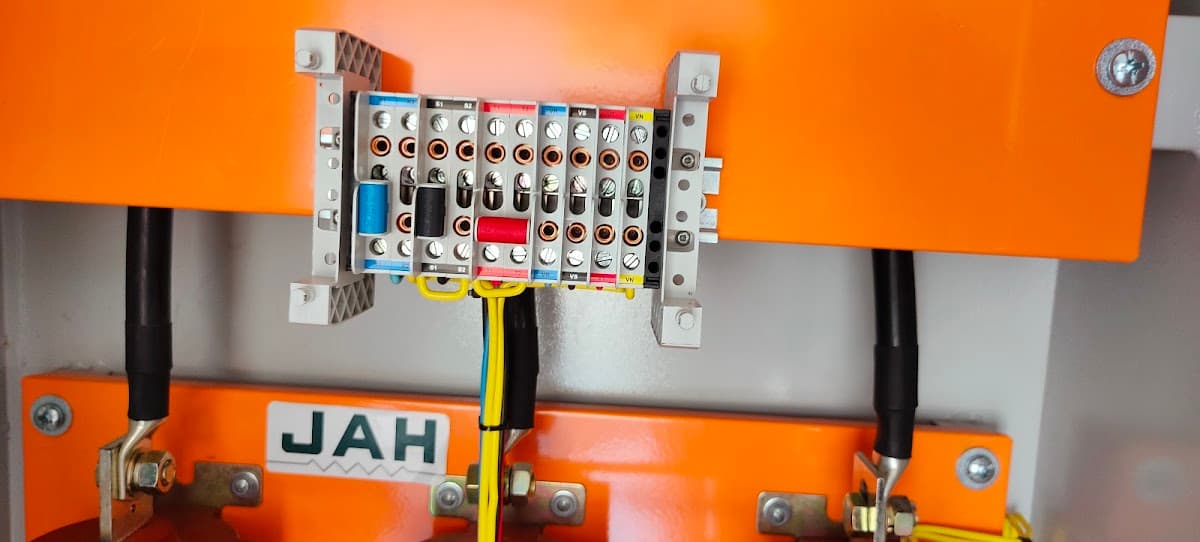 JAH Equipos y Servicios Eléctricos