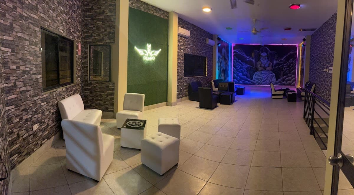 Olimpo Bar Iquitos — foto