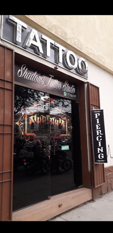 Shadows Tatto — foto