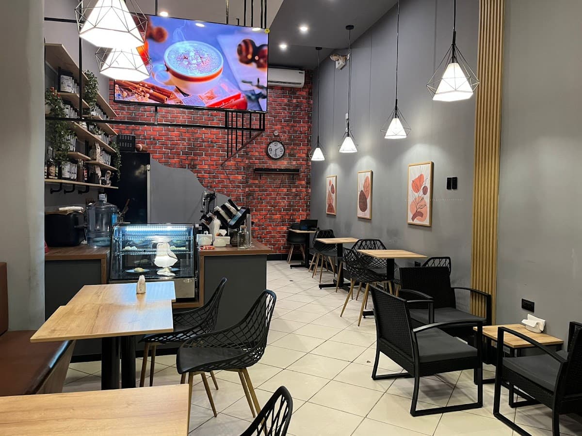 Lupune Coffee Bar