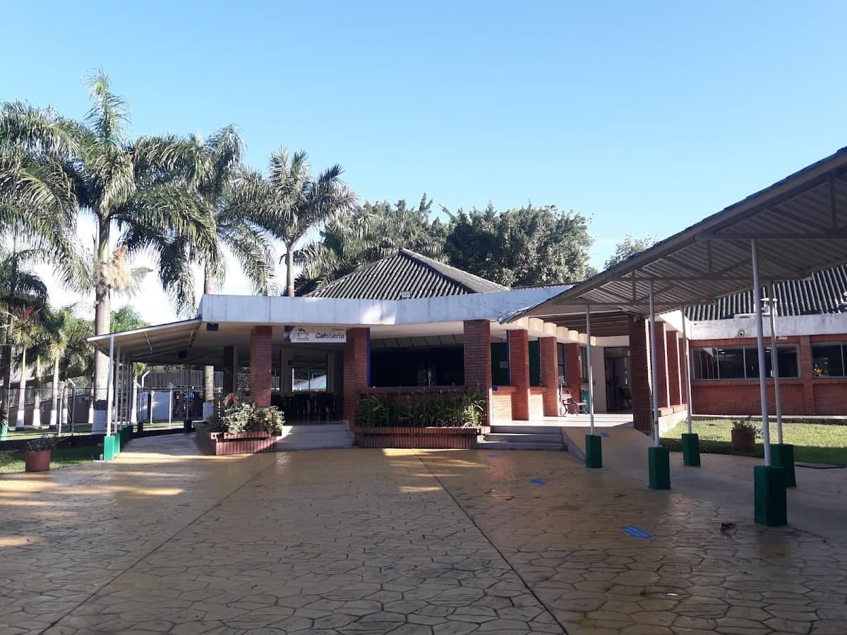 Colegio Cofrem — foto