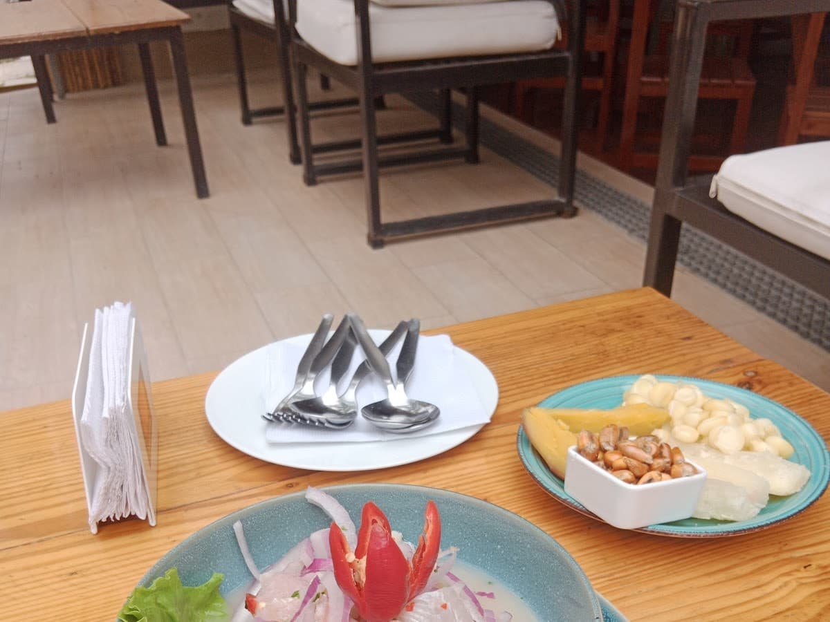 El Estadio Restaurant & Cevichería — foto