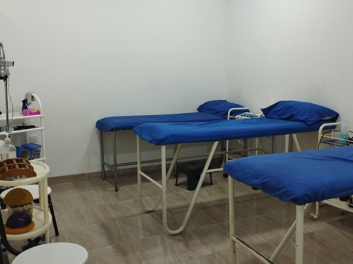 Dra Adriana Cardenas Fisioterapeuta