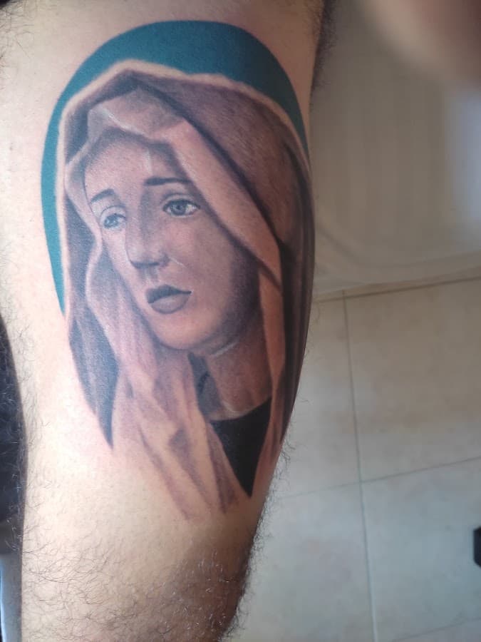 Lumied you tattoo — foto