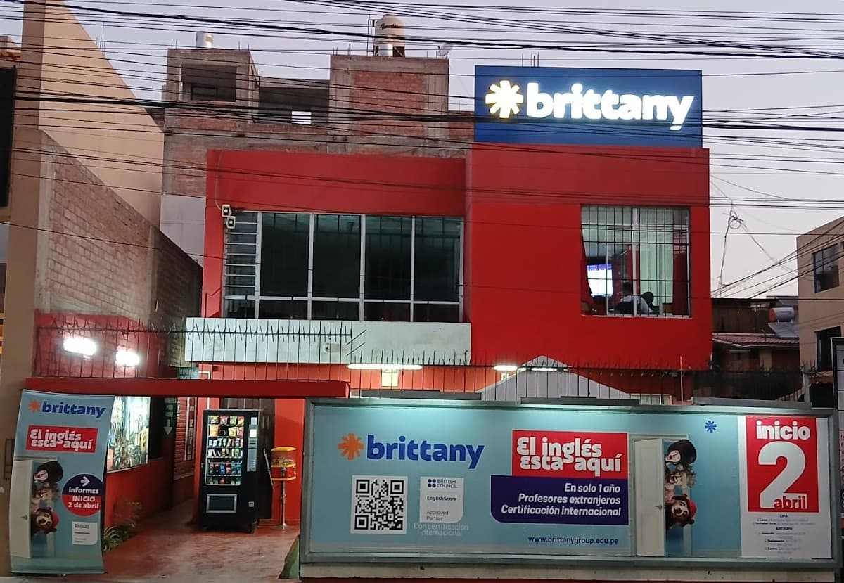 Brittany Group - Instituto de inglés — foto