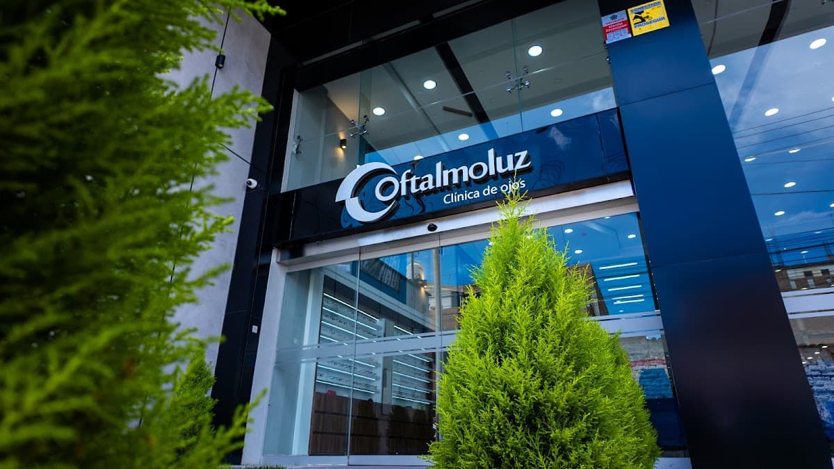 OFTALMOLUZ | Clínica de Ojos