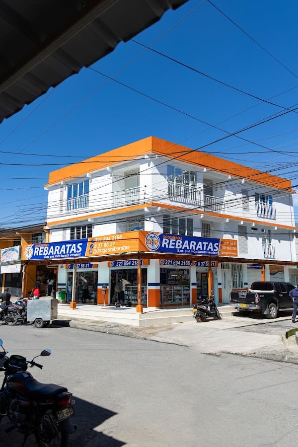 Droguerías Rebaratas – Bello Horizonte La 67 — foto