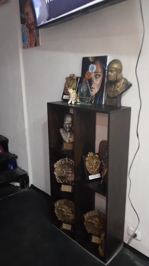 Kizzy Tattoo Studio — foto