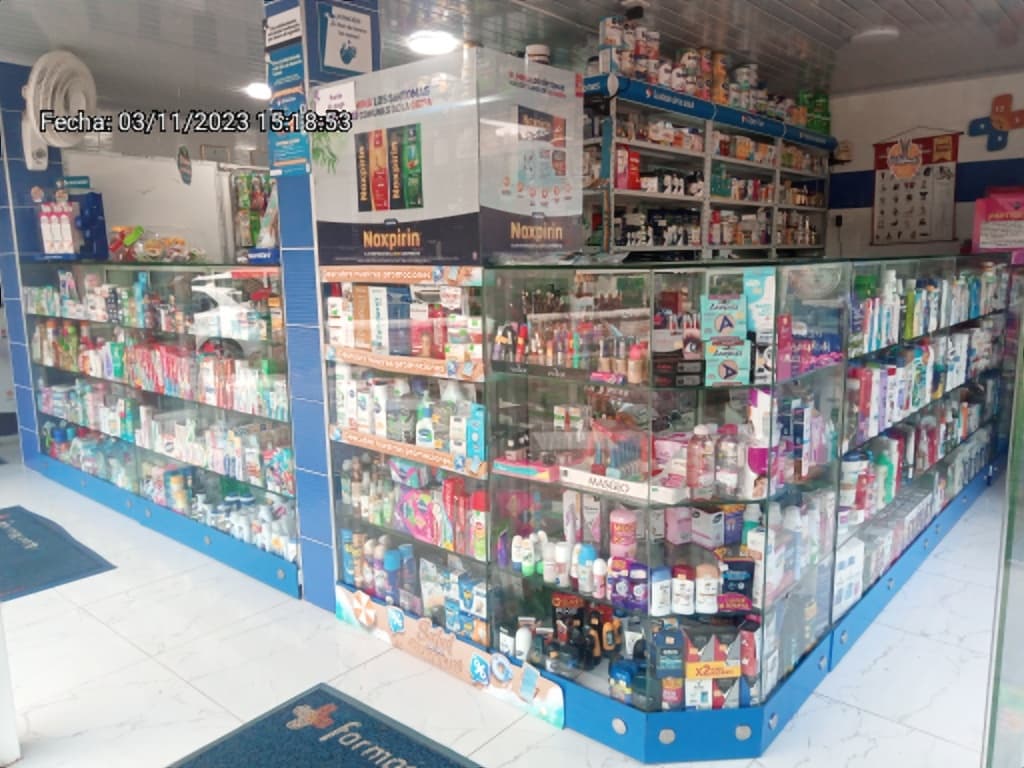 Farmacenter Los Andes Neiva — foto