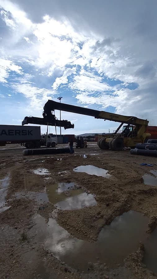 Apoyo Logístico R&S SAS — foto