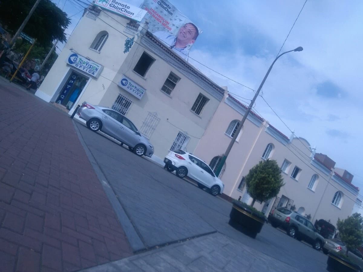 Ópticas del Perú — foto