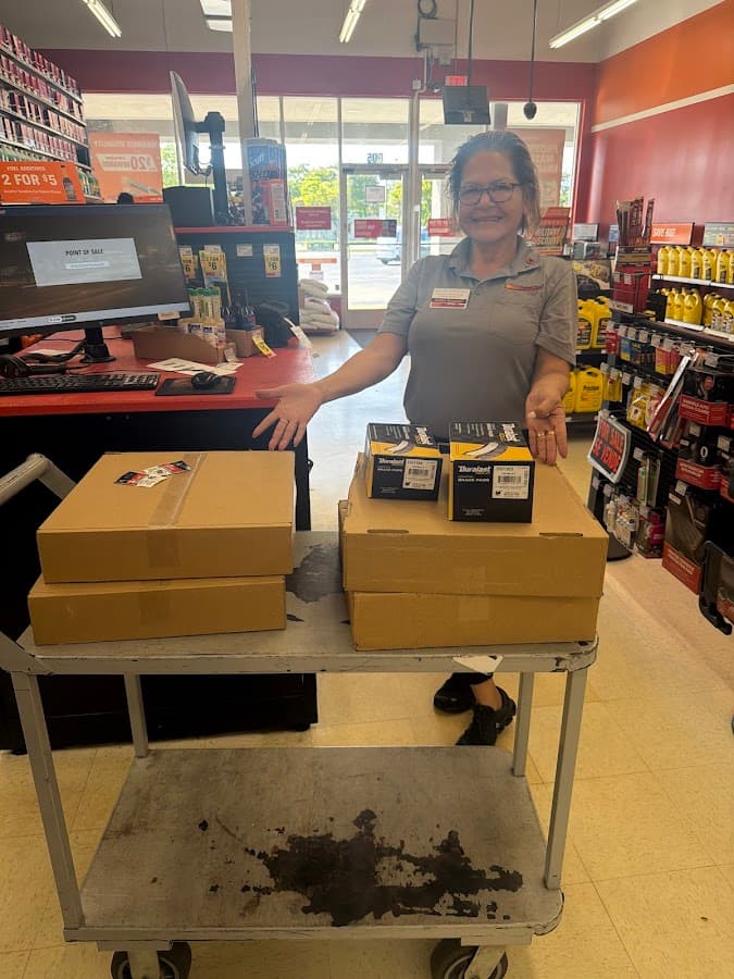 AutoZone Auto Parts — foto