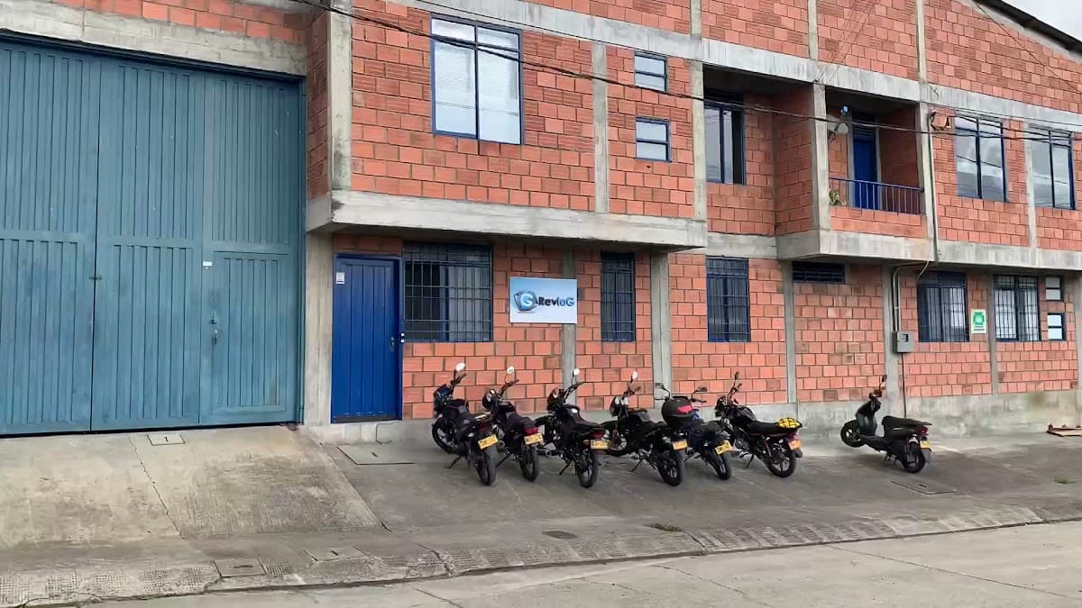 RevloG S.A.S - Servicios logísticos — foto