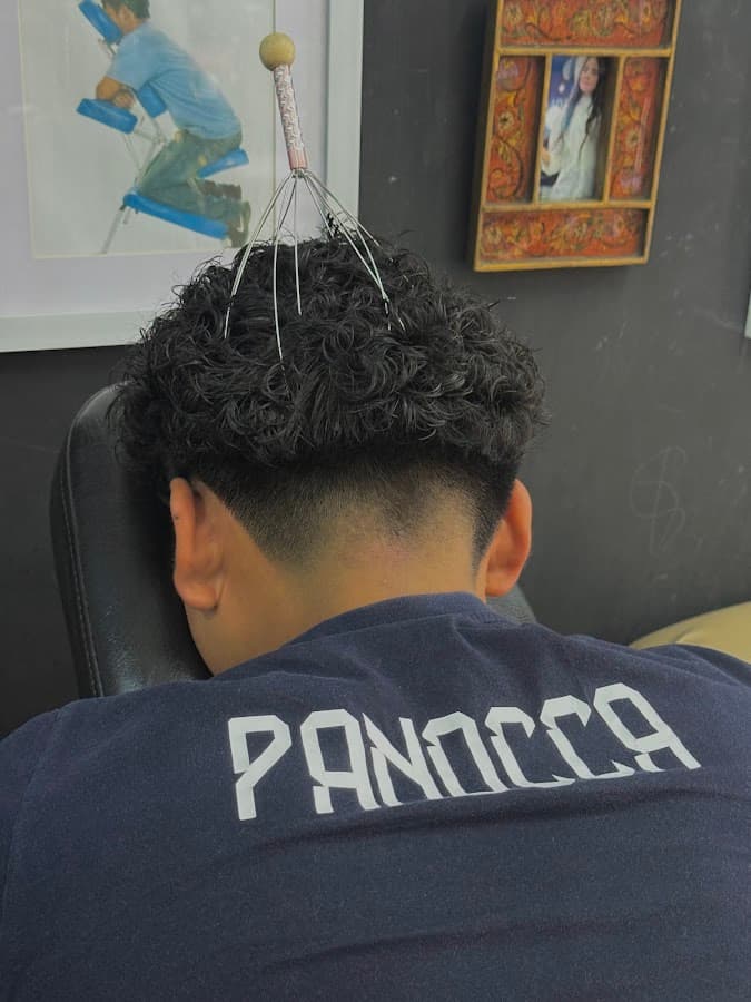 D’Manolos barber shop & Spa — foto