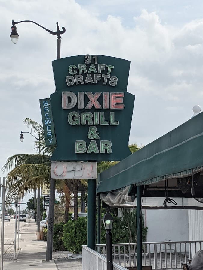 Dixie Grill & Brewery