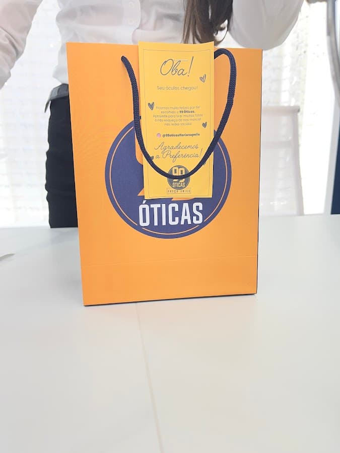 99 Óticas Florianópolis - Loja 2 — foto