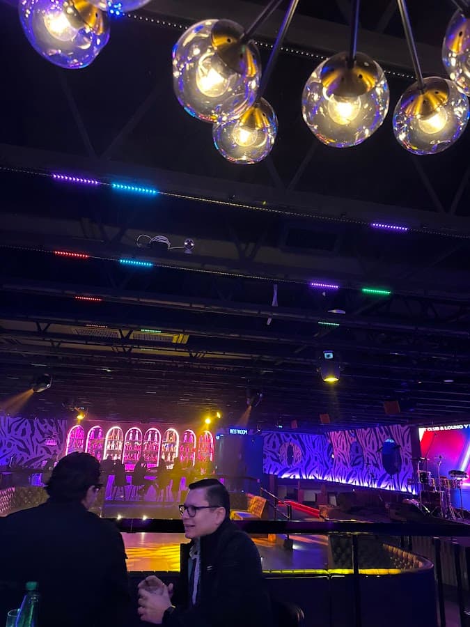 La Noche Lounge and Night Club — foto