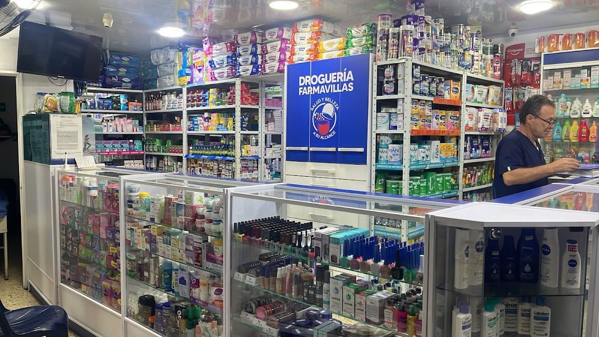 DROGUERIA FARMAVILLAS #2 B. Alvarez — foto