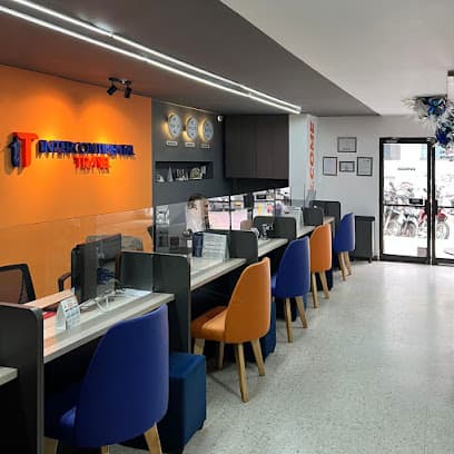 Intercontinental Travel — foto