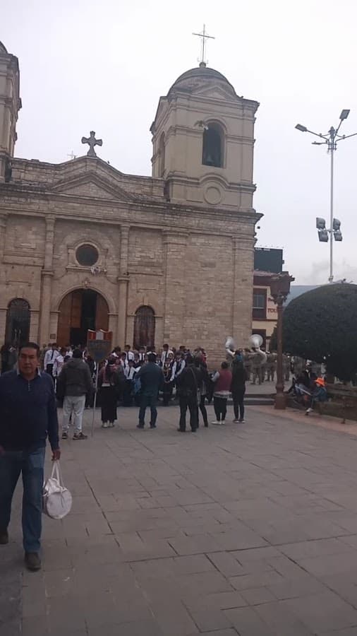 Huancayo: "Ciudad Incontrastable" — foto