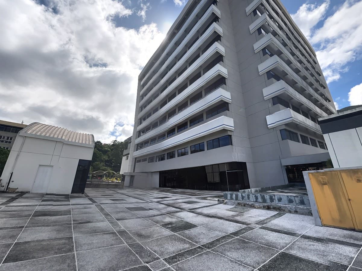 Centro Médico Docente La Trinidad — foto