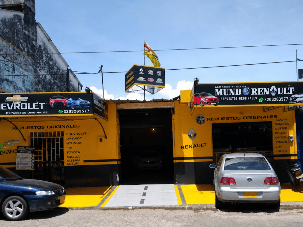 Mundial De Repuestos — foto