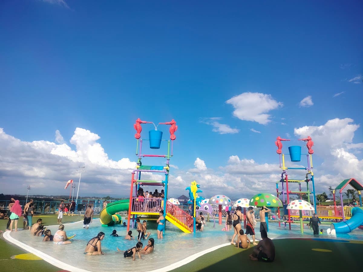 Centro Recreativo Guayacanes de COMFACAUCA