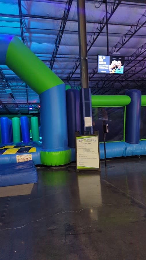 The Airosphere, Inflatable Park & Arcades — foto