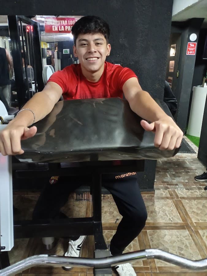 SEVEN FITNESS CLUB — foto