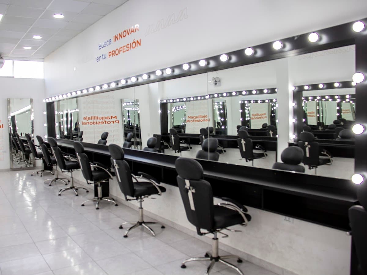 MONTALVO SALON & SPA - Santa Isabel — foto