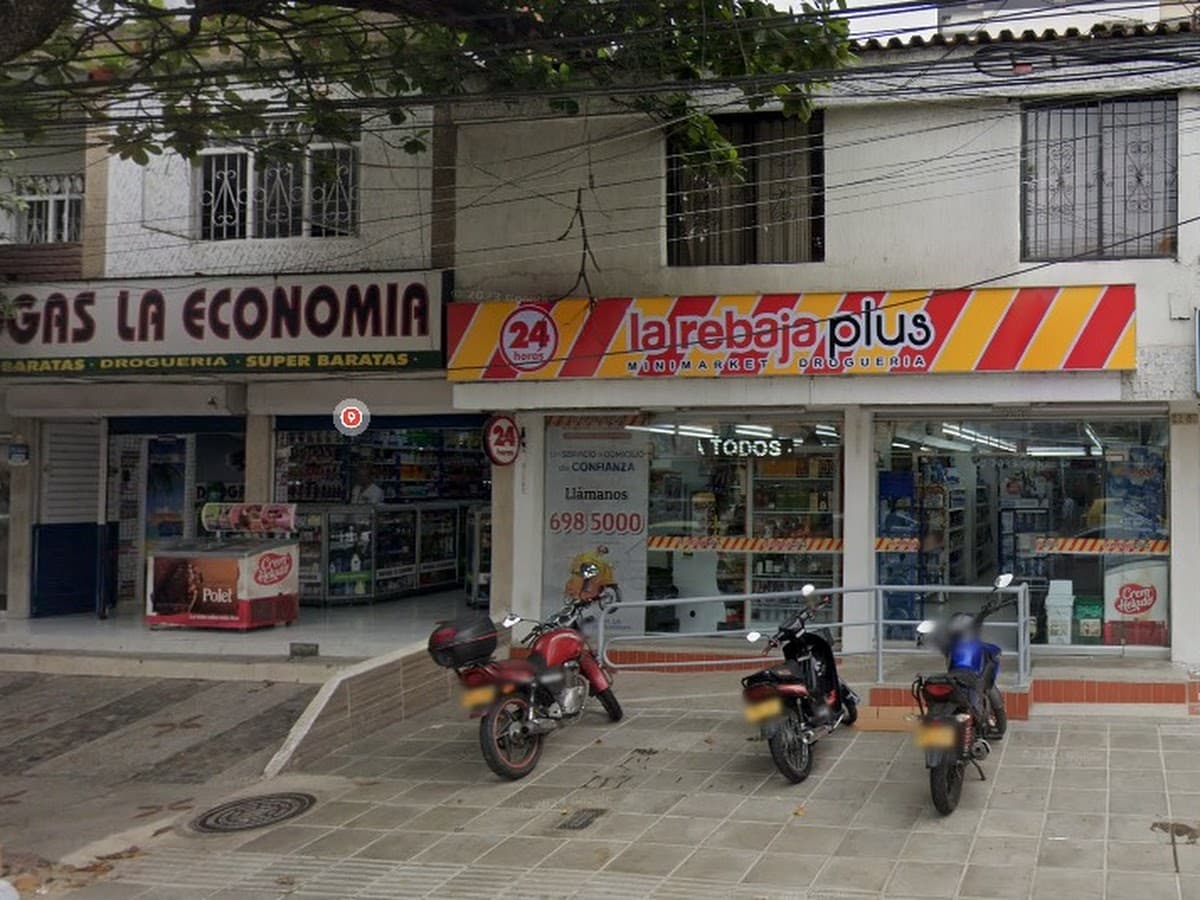 la rebaja Plus No. 3 DROGUERIA Y MINIMARKET Sotomayor Bucaramanga