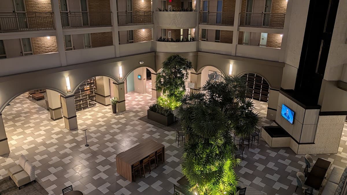 Embassy Suites by Hilton Jacksonville Baymeadows — foto