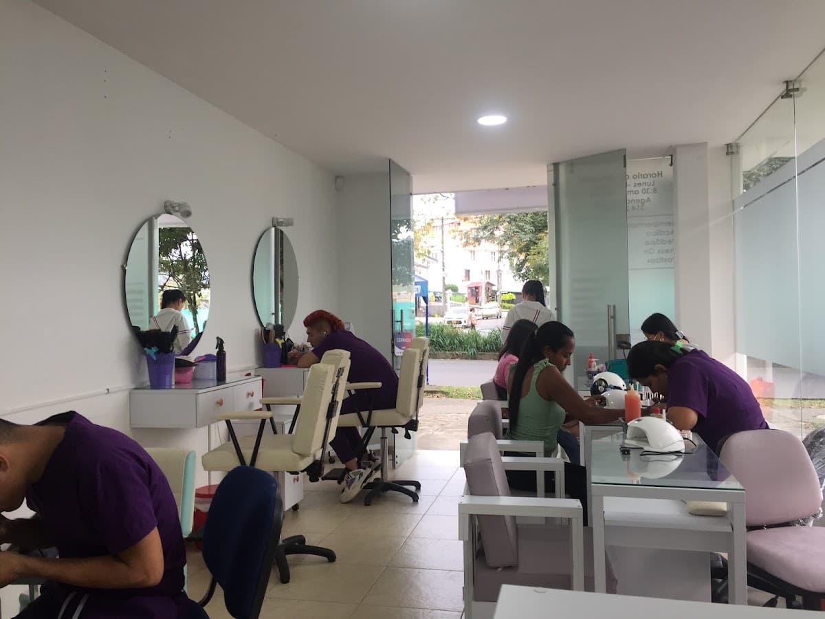 SALA DE BELLEZA Y SPA EL BOSQUE — foto