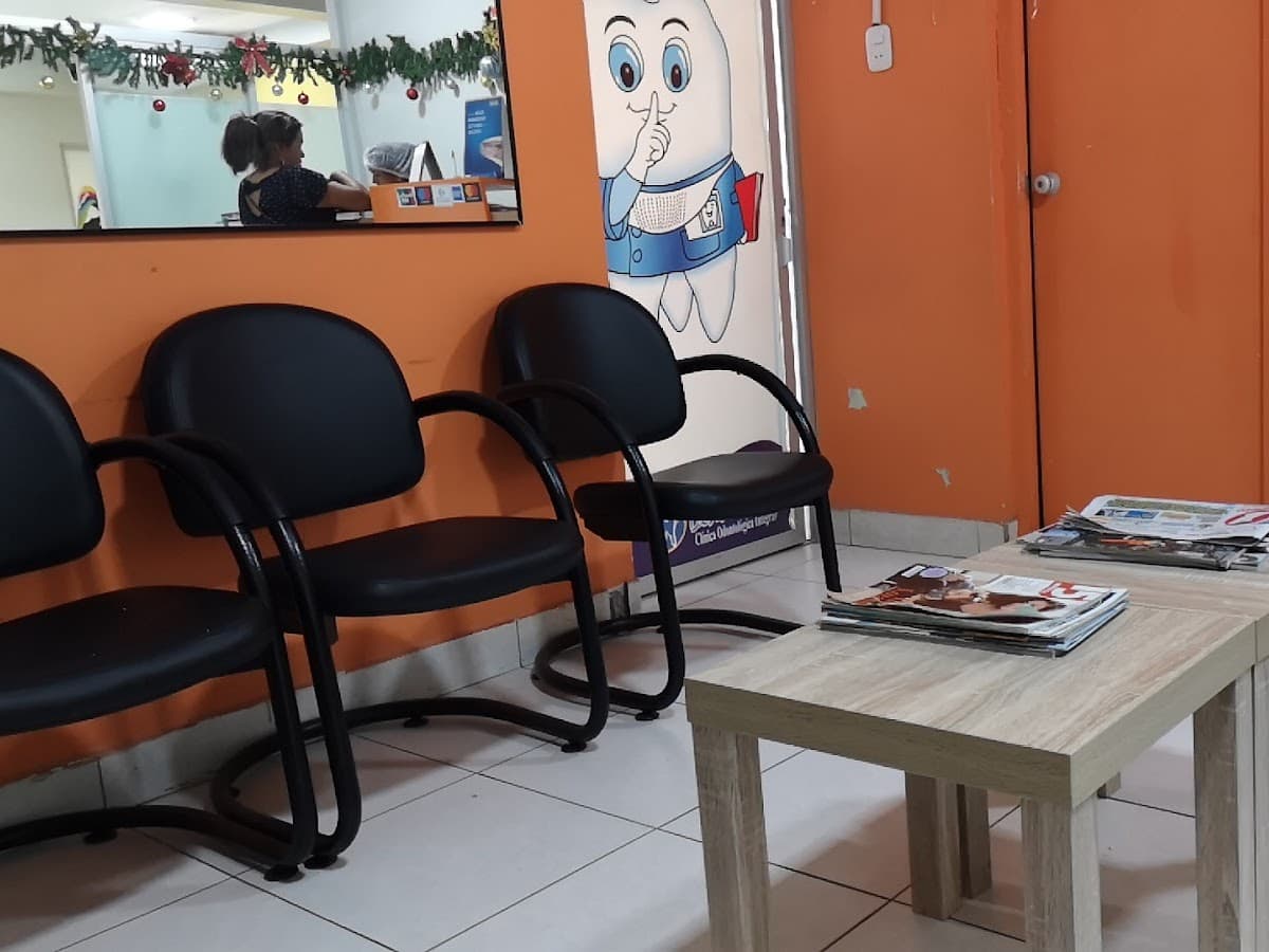 Soluciones Dentales Especializados C&L — foto