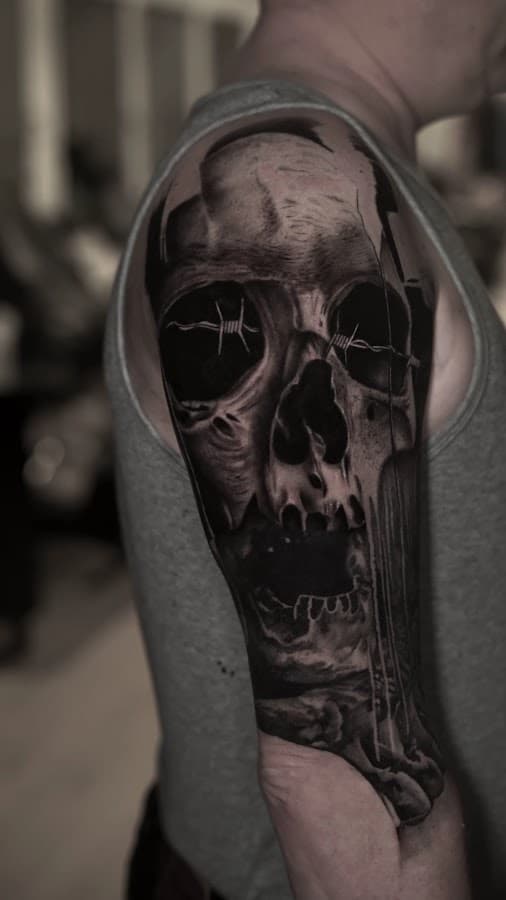 LUX TATTOO CLUB — foto