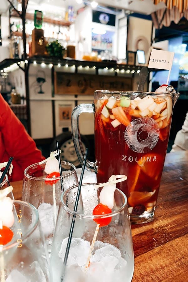 ZOLUNA BAR — foto