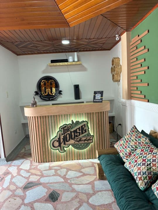 Ink House - Tattoo Studio
