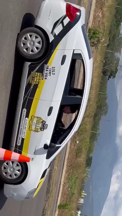 ACADEMIA DE CONDUCCION OVALLOS C&D — foto