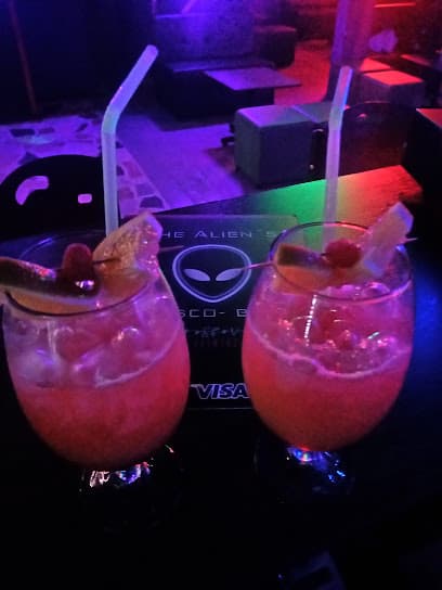 ALIEN'S DISCO-BAR — foto