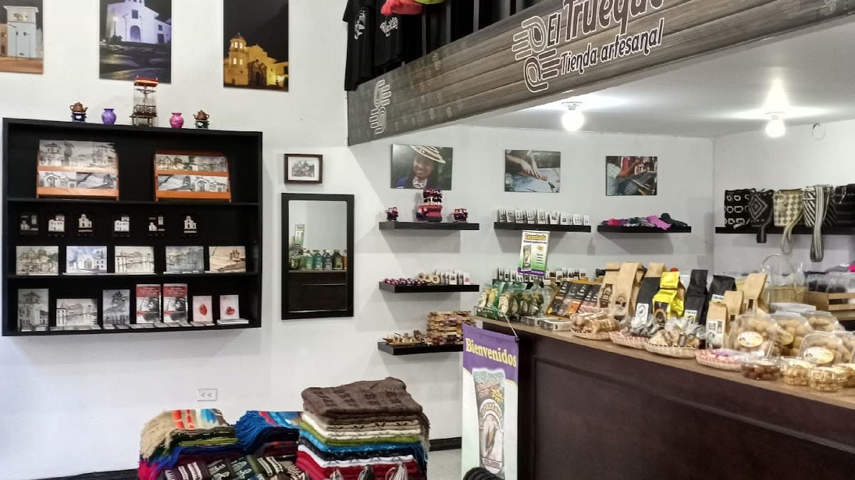 El Trueque Tienda Artesanal — foto