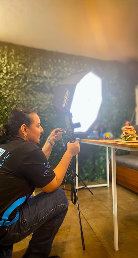 FOTÓGRAFO PROFESIONAL EN GUAYAQUIL- EVENTOS - ALIMENTOS - FOTOGRAFIA DE EVENTOS GUAYAQUIL - VIDEO EVENTOS CORPORATIVOS