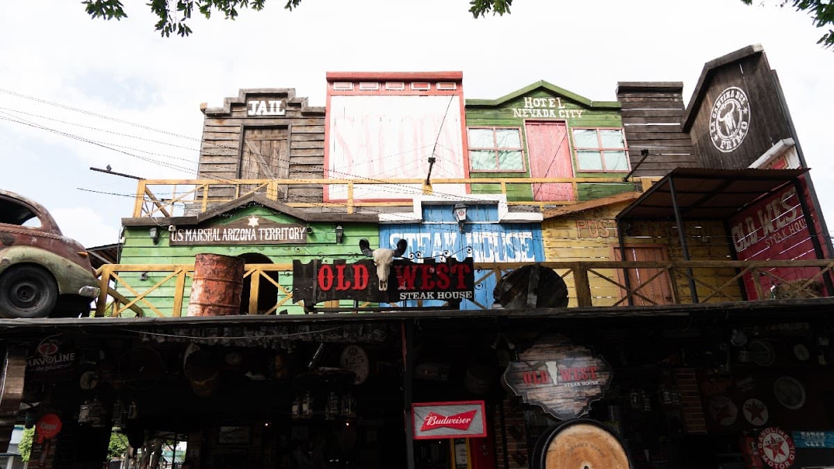 Old West Steak House (Caobos) — foto