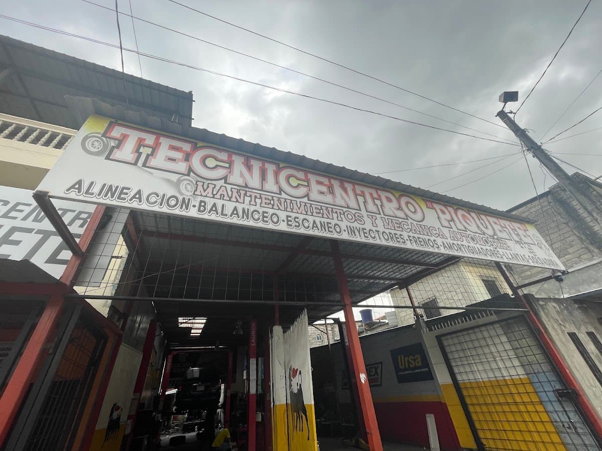 TALLER AUTOMOTRIZ PIQUETE — foto