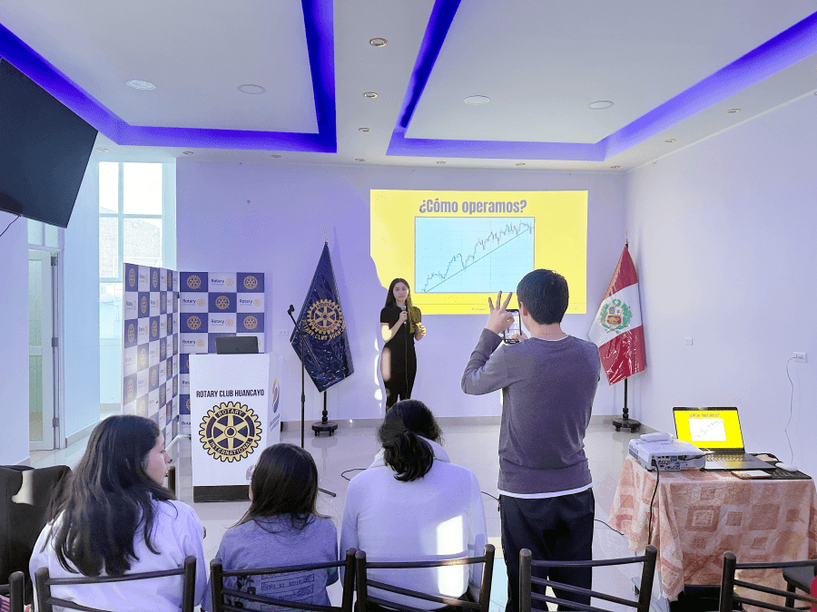 Salon Las Retamas Huancayo