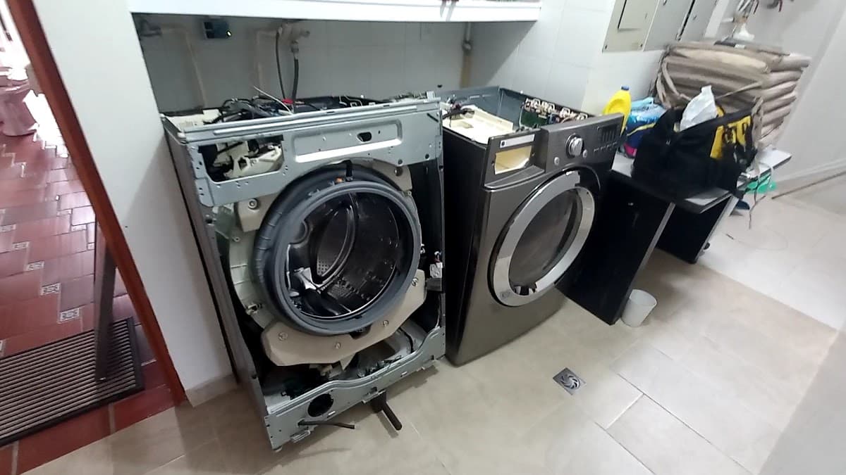 Centro De Servicios Técnicos - Mantenimiento Lavadoras Secadoras Neveras Bucaramanga Floridablanca LG Samsung Mabe Whirlpool — foto