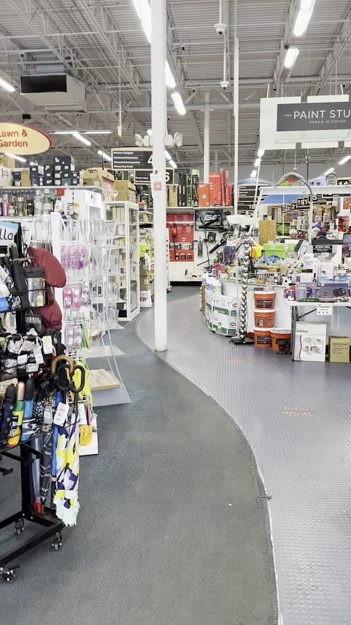 ACE Hardware — foto