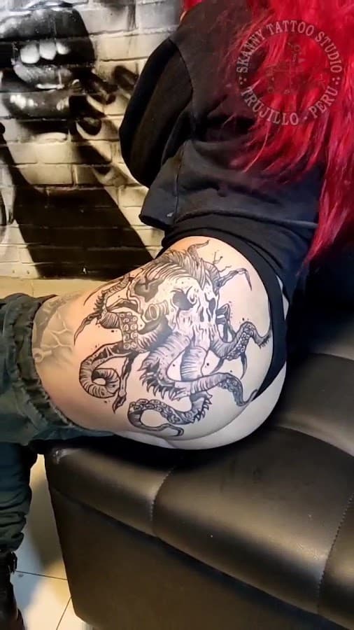 Skanny Tattoo Shop — foto