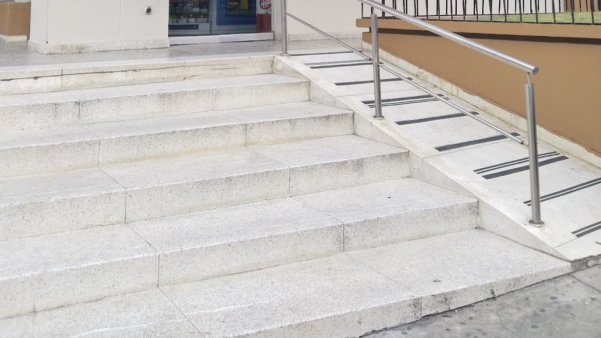Drogueria La Economia — foto