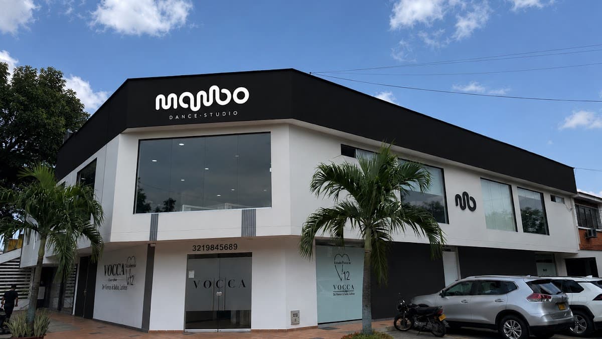 ACADEMIA DE BAILE MAMBO