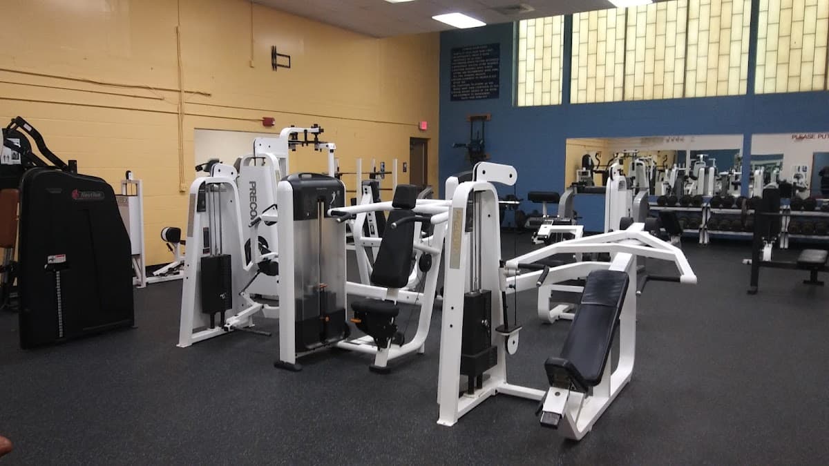 Cecil Gym and Fitness Center — foto